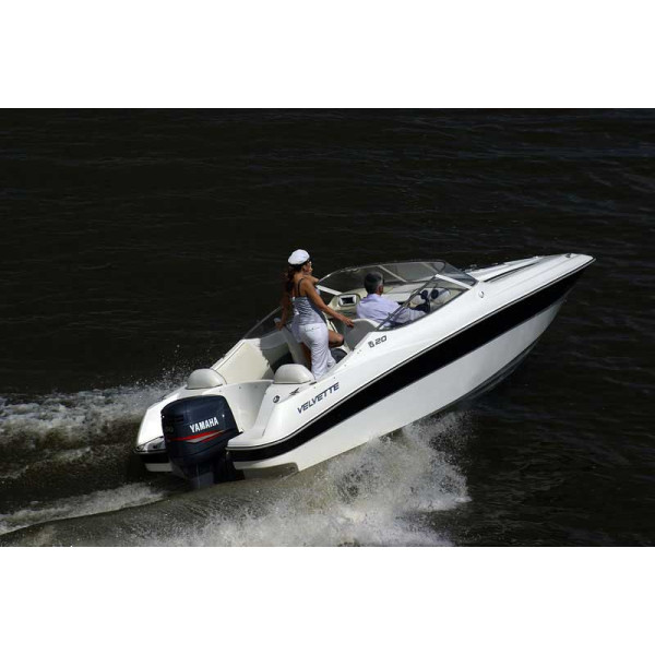 Катер Cuddy cabin Velvette 20 Image в Владивостоке