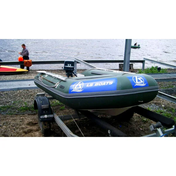 Надувная RIB лодка Albatros 2030 в Владивостоке